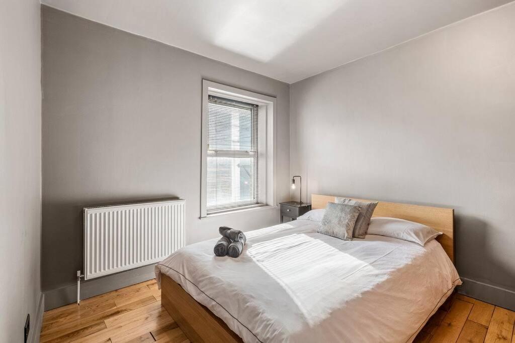 Spacious Home On Chapel Market 런던 외부 사진